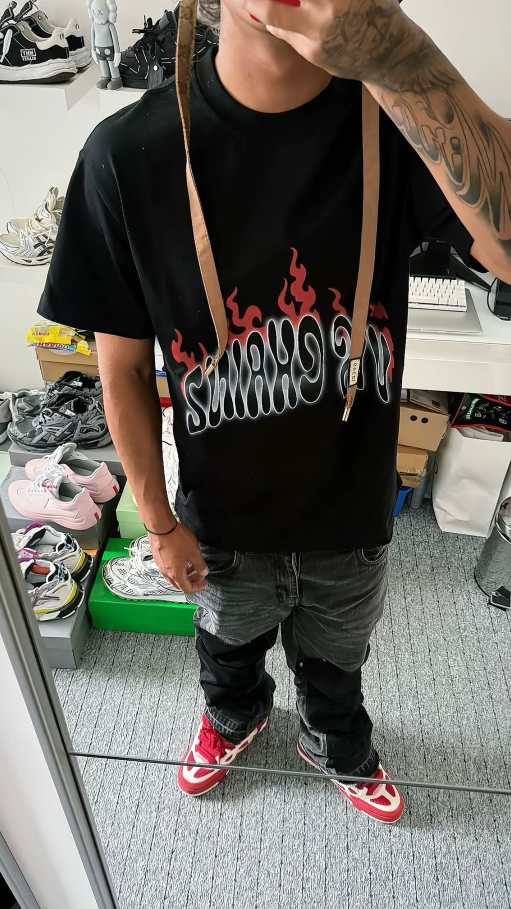 VVSCHAINZ Graphic Flame Tee - Black